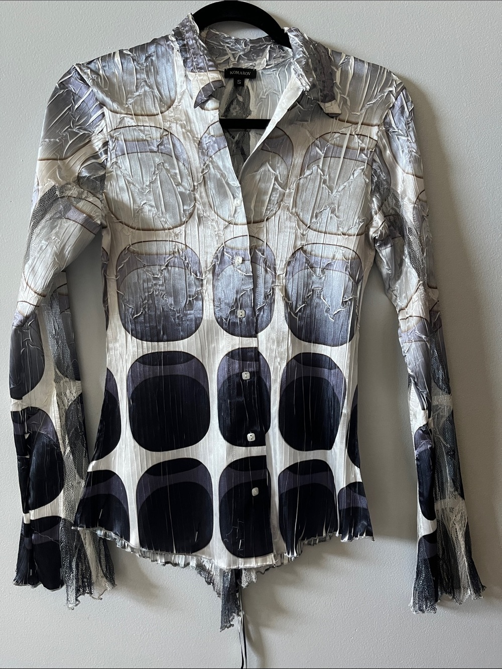 Komarov white shiny abstract flare sleeve lace mixed media Y2K button down